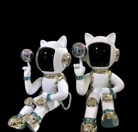 Designer Floor Lamp Astronaut Body Sculpture Art Decorative Home, Office Bedroom Living Room Standing Lights