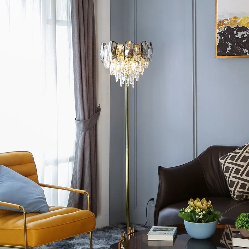 Lampadaire d'intérieur fantaisie en cristal doré, design moderne 